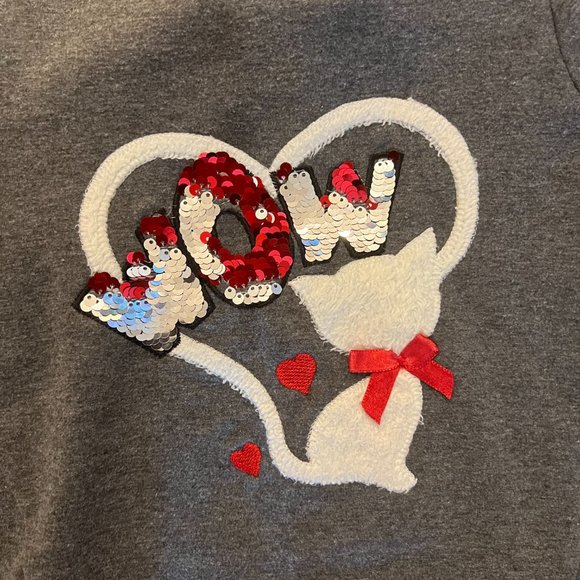 TWIN BUNDLE - 2 Long-sleeve Fleece Sweatshirts w/ Kitty Design (White & Gray) - Picture 4 of 7